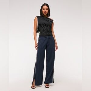 NWT Abercrombie & Fitch Pull-On Track Pant Dark Indigo L large women’s menswear